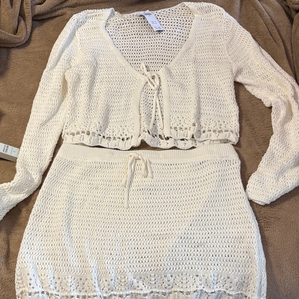 Hollister Beach Knit Set